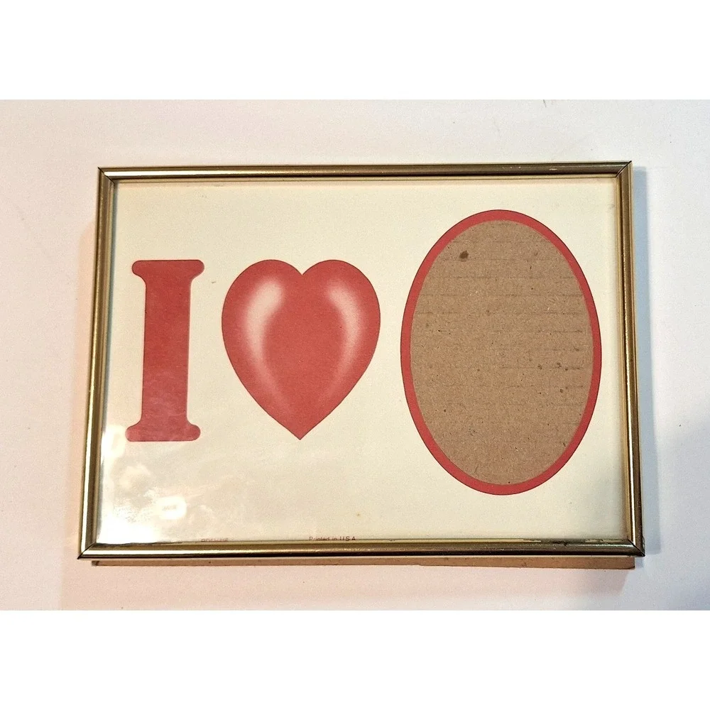 Vintage I Heart Photo Frame Gold Tone Metal 5x7 Tabletop Easel Stand Red Graphic